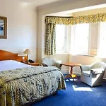 Hotel Clarkes In Furness 3*