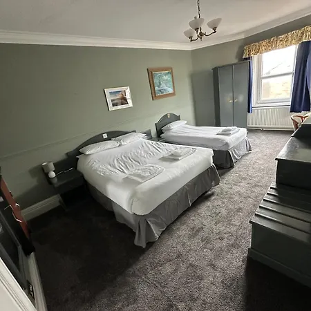Clarkes In Furness מלון 3*
